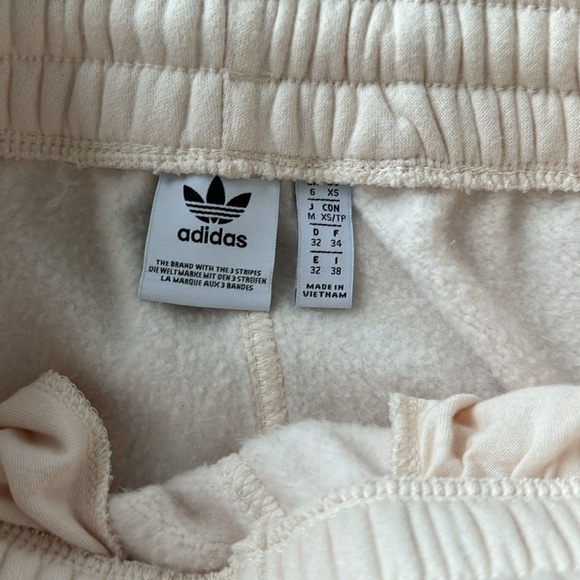 Adidas Women's Adicolor Essentials Wonder White Fleece Lined Sweatpants Joggers - Picture 7 of 8